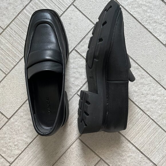 VINCE Black Leather Loafer - Picture 3 of 7